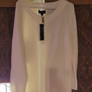 Dana Buchman Zebra Print Tag on White Knit